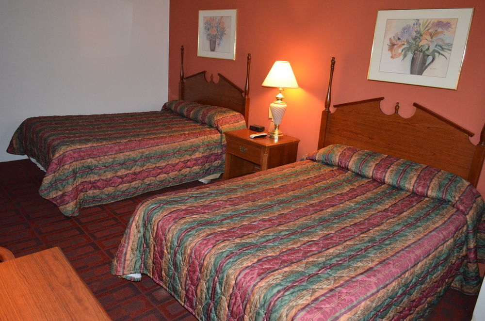 Luxury Inn & Suites Лінкольн Екстер'єр фото